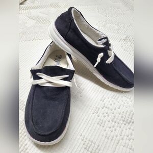 Gypsy Jazz Black Slip-on Shoes Shoes, Size Women's 7